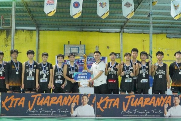 SMA Dian Harapan Sabet Juara 1 Basket Cup Dispora Sulsel 2025