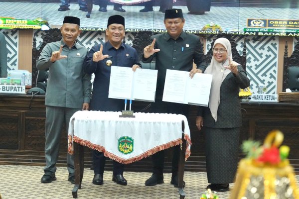 Pemkab Lutim dan DPRD Sepakati Ranperda APBD TA 2026