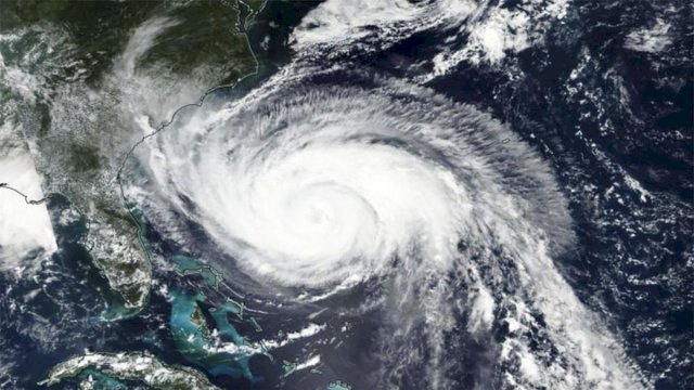 Ada Siklon Tropis Senyar dan Koto, BMKG Imbau Waspada Gelombang Tinggi hingga 6 Meter