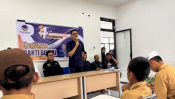 Teguh Iswara Suardi dan NasDem Barru Gelar Baksos di MTs Al Munawwarah