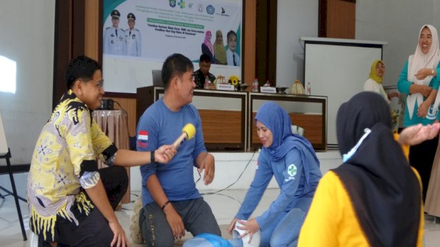 PERKI dan Pemkab Pangkep Latih Nakes Kepulauan Kuasai Bantuan Hidup Dasar