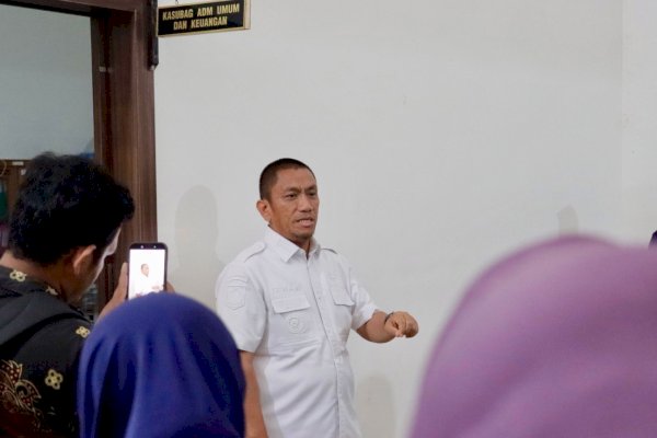 Tingkatkan Kualitas Pelayanan, Bupati Ibas Lakukan Sidak di Dua OPD