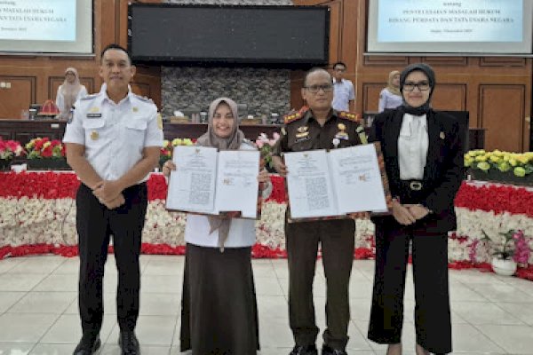 Bupati Ratnawati Arif MoU dengan Kejari Sinjai Perkuat Sinergi Hukum