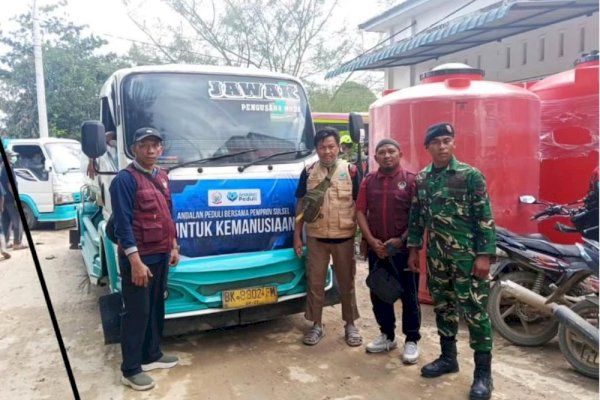 Gubernur Sulsel Salurkan Tiga Truk Air Bersih Siap Minum untuk Korban Banjir Aceh Tamiang