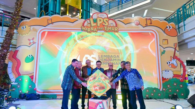 Sekda Sulsel Buka LPS Warna dari Timur, Angkat Wastra dan Kreativitas Kawasan Timur