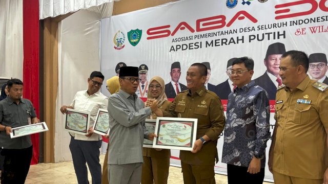 Bupati Ibas Terima Penghargaan Atas Dedikasi dalam Pembangunan KDMP