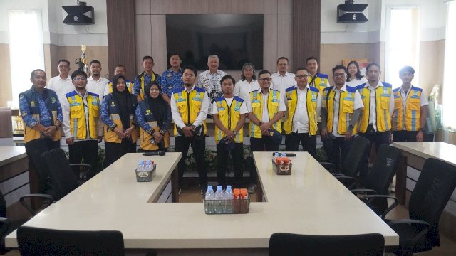 Bupati Pinrang, Irwan Hamid Sambut Tim Kementerian PU