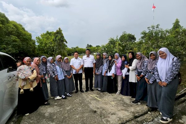 Sufriadi Arif Temukan Banyak Fasilitas Rusak di SMAN 15 Wajo, Minta Rehabilitasi Diprioritaskan