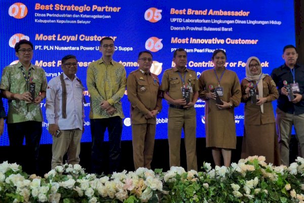 Disperindag Sidrap Terima Penghargaan ‘Customer of The Year’ dari BBIHPMM Makassar