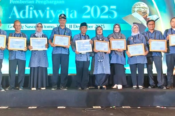 12 Sekolah di Luwu Timur Raih Penghargaan Adiwiyata Nasional 2025