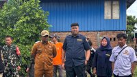 Karang Taruna Pinrang Salurkan Bantuan bagi Warga Terdampak Angin Kencang di Lanrisang