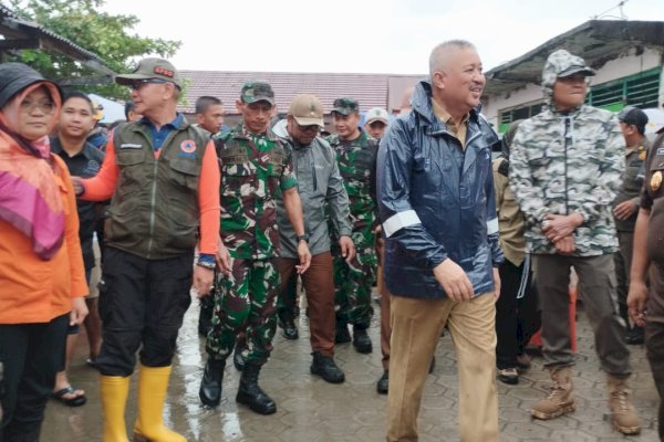 Bupati Irwan Hamid Turun Langsung Tinjau Dampak Angin Kencang di Lanrisang