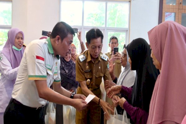 Baznas Pangkep Peringati Hari Ibu ke-97 dengan Aksi Peduli Lansia