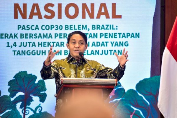 Percepatan 1,4 Juta Hektare Hutan Adat, Menhut Raja Antoni Tegaskan Perubahan Cara Berpikir Kelola Hutan