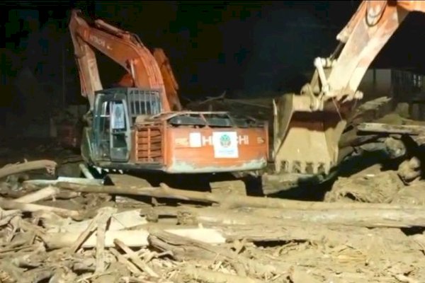 Akses Jalan hingga Sekolah Dibersihkan, Kemenhut Percepat Pemulihan Wilayah Terdampak