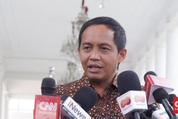 Menhut Raja Juli Segera Cabut 20 Izin Pemanfaatan Hutan, termasuk di Daerah Banjir Sumatra