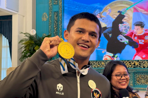 Pecahkan Rekor Dunia, Lifter Indonesia Rizki Juniansyah Naik Pangkat dari Letda ke Kapten