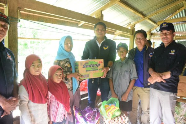 Turun ke Pelosok, Ketua DPRD Sinjai Andi Jusman Bantu Warga Dusun Balle