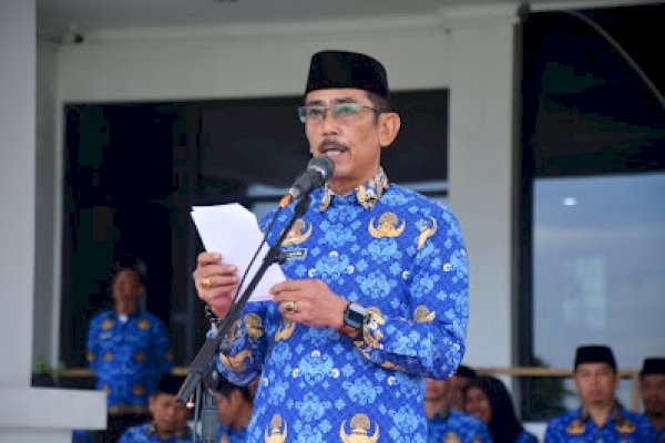 Pimpin Upacara HKN, Sekda Sinjai Tekankan Peningkatan Pelayanan Bidang Kesehatan