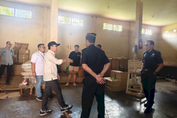 Bupati Soppeng Suwardi Tegaskan Penggunaan Pita Cukai Rokok