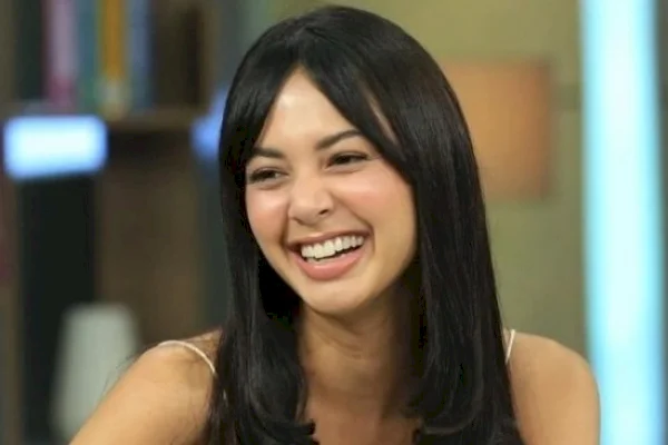 Jujur, Aurelie Moeremans Nggak Enak & Minta Publik Setop Bully Sosok di ‘Broken Strings’