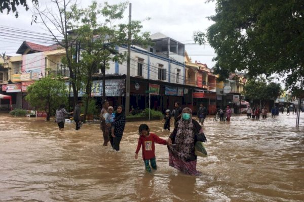 Hadapi Musim Hujan, Pemkab Maros Terapkan WFA dan Sekolah Daring