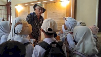 Belajar Sejarah Bugis-Makassar, Siswa Athirah Kunjungi Museum Kota dan Benteng Fort Rotterdam