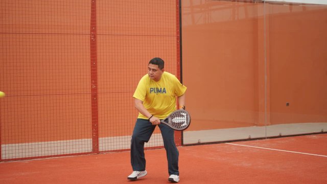 Wali Kota Makassar, Munafri Arifuddin, meresmikan Padel Qu dan Mye Lounge.