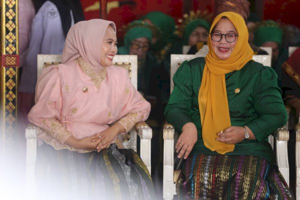 Wabup Lutim Puspawati Hadiri Tudang Ade’ Peringatan Hari Jadi Luwu ke-758 dan HPRL ke-80