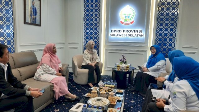 Ketua DPRD Provinsi Sulawesi Selatan, Andi Rachmatika Dewi, menerima kunjungan Deputi Direksi Wilayah IX BPJS Kesehatan, Asyraf Mursalina.