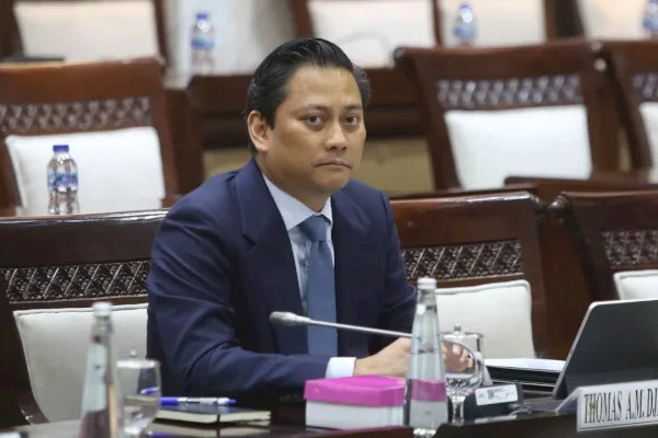 Sah! DPR Pilih Thomas Djiwandono sebagai Deputi Gubernur BI