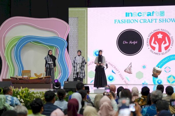 Membanggakan, Karya Desainer Perempuan Sulsel Tampil di Pembukaan INACRAFT 2026 di Hadapan Istri Wakil Presiden RI