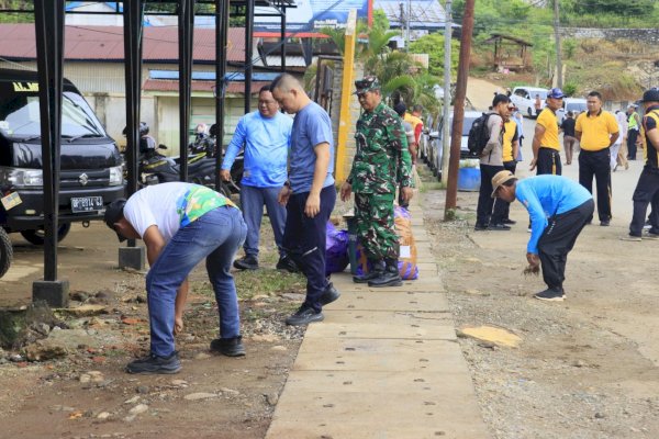 Sinergi Pemkab Lutim, TNI dan Polri dalam JBJ Jaga Kebersihan Fasilitas Publik