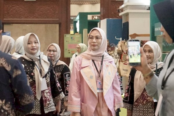 Ketua Dekranasda Lutim Dorong Daya Saing UMKM Lewat INACRAFT Jakarta