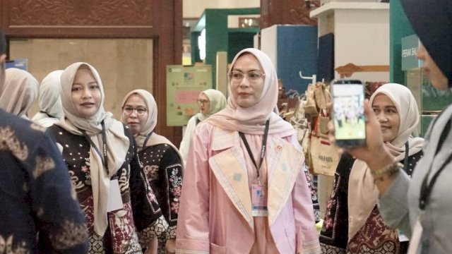 Ketua Dekranasda Lutim Dorong Daya Saing UMKM Lewat INACRAFT Jakarta