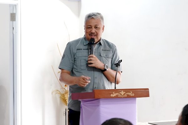 Bupati Irwan Ingatkan Aparatur Desa: Bangunan Baru, Semangat Layanan Juga Harus Baru