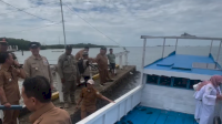 Dari Maccinibaji ke Pulau Terluar, Bupati Pangkep Yusran Lalogau Kirim Ambulans Laut untuk Warga