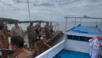 Dari Maccinibaji ke Pulau Terluar, Bupati Pangkep Yusran Lalogau Kirim Ambulans Laut untuk Warga