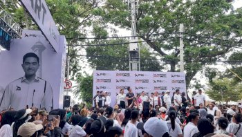 Jalan Sehat PSI di Pantai Losari Makassar Disambut Antusias, Kaesang dan RMS Hadir Langsung