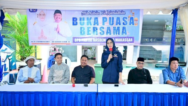 DPD NasDem kota Makassar melaksanakan buka puasa bersama dengan pengurus partai mulai dari anggota fraksi NasDem DPRD kota Makassar dan pengurus sampai tingkat kelurahan.