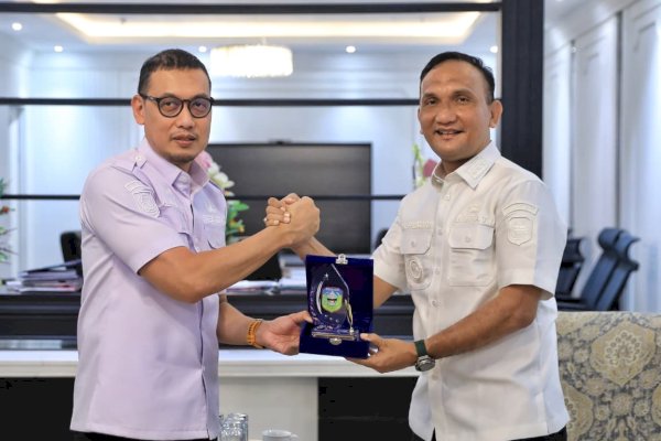 Sekda Makassar Terima Kunjungan Bupati Sarolangun, Bahas Pengelolaan PAD hingga Kinerja ASN