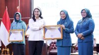 Menteri Wihaji Apresiasi TP PKK Makassar dan Beri Penghargaan Melinda Aksa