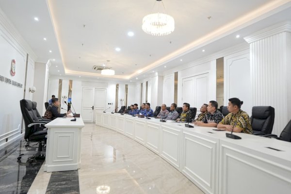 Munafri Pimpin Rapat Sinergi Pengawasan Keselamatan Transportasi Mudik