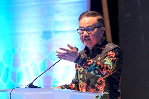 Gerakan Sosial Ramadan Warnai Ajang Trend Hijab 2026, Desainer dan UMKM Sulsel Kolaborasi