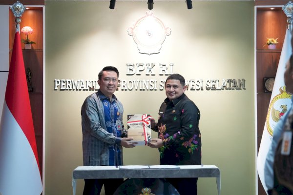 Makassar Pertama di Sulsel Serahkan LKPD ke BPK, Appi Tekankan Transparansi dan Akuntabilitas