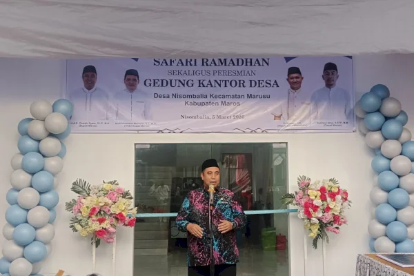 Perkuat Pelayanan Publik, Bupati Maros Chaidir Syam Resmikan Kantor Desa Nisombalia