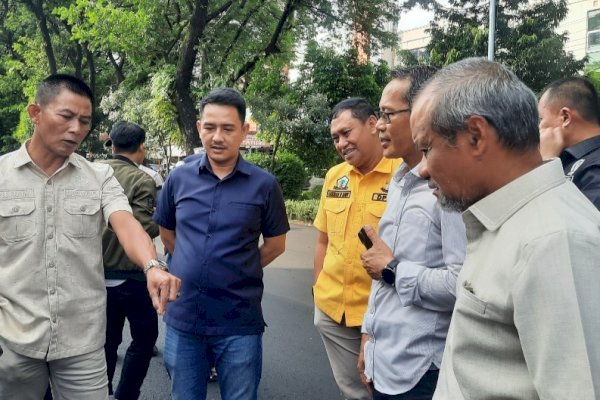 Tinjau Jalan Hertasning, Komisi D DPRD Sulsel Temukan Dugaan Ketidaksesuaian Spesifikasi