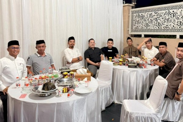 Mudik ke Gowa, Kurator Sukses Irfan Aghasar Ajak Keluarga-Warga Jaga Warisan Jokowi dan Menangkan PSI