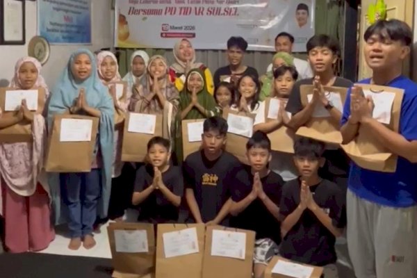 Vonny Ameliani Berbagi Baju Lebaran untuk Anak Yatim, Senyum Bahagia Hiasi Panti Nur Qodri