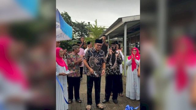 Ketua DPRD Makassar Supratman Resmikan Lapangan Olahraga Warga Antang.